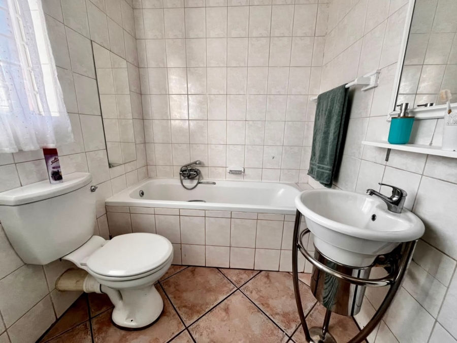 2 Bedroom Property for Sale in Cashan North West